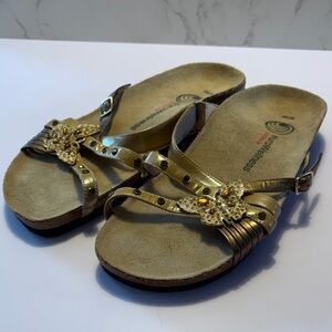 Eurowellness balance Women's Gold Embellished Butterfly Strap Sandals size 9